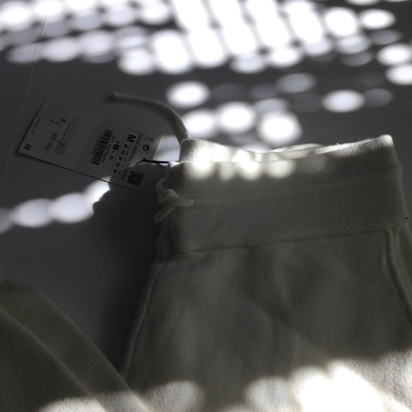 ZARA Sports Wear, Cream Pants, Pockets, Drawstring Sexy Sports Wear - Picture 6 of 6